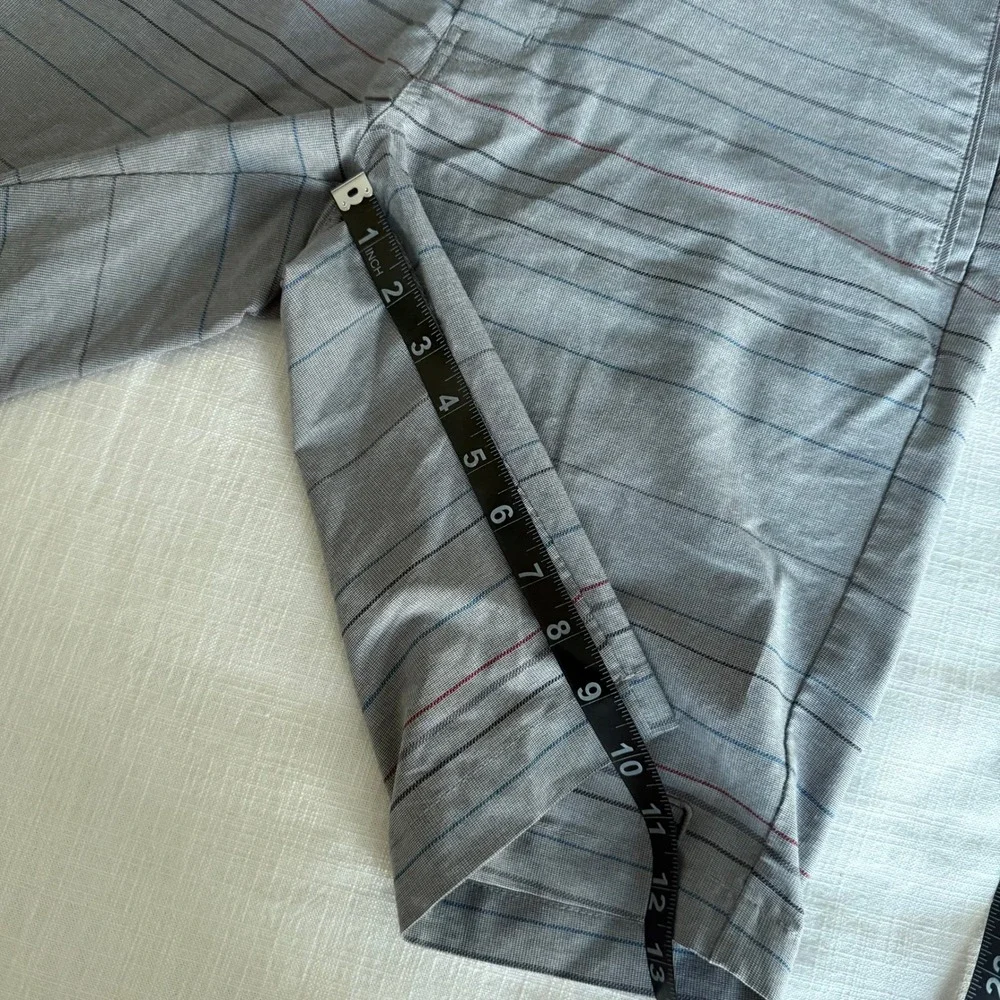 TravisMathew Mens Grey Striped‎ Golf Shorts Size 32 Performance Stretch Casual